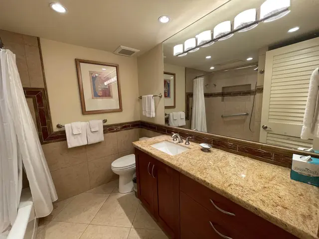 Listing Image for 2481 Kaanapali Pkwy 612w 12 of 49