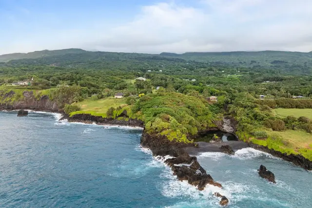 Listing Image for 7127 Hana Hwy 36 of 50