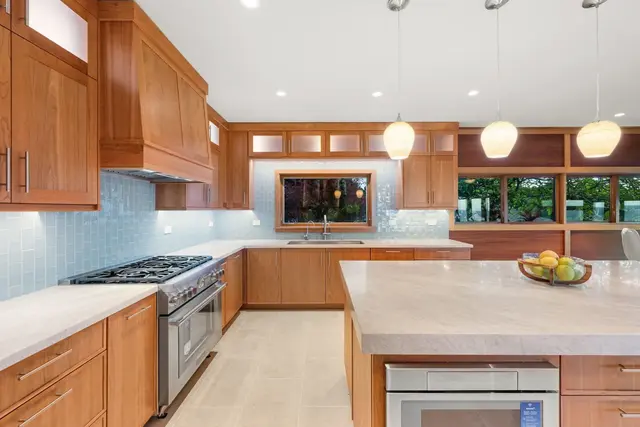 Listing Image for 7127 Hana Hwy 7 of 50