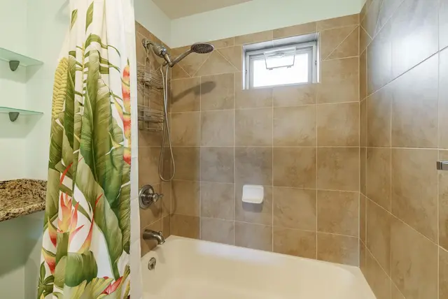 Listing Image for 3708 Lower Honoapiilani Rd E43 21 of 40