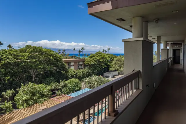 Listing Image for 3708 Lower Honoapiilani Rd E43 4 of 40