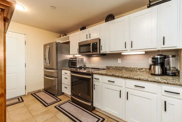 Listing Image for 3708 Lower Honoapiilani Rd E43 6 of 40
