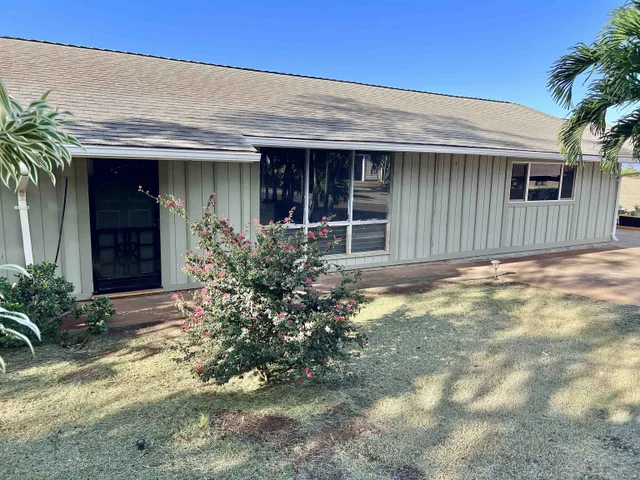 Listing Image for 2750 Keikilani St 2 of 20