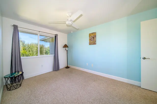 Listing Image for 139 Punohu Ln 10-7 10 of 20