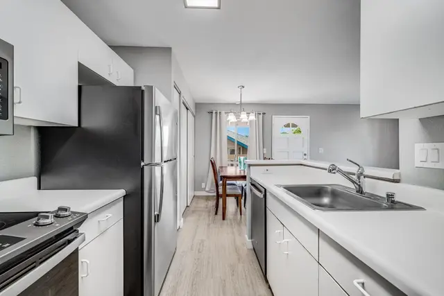 Listing Image for 480 Kenolio Rd 28-206 41 of 50