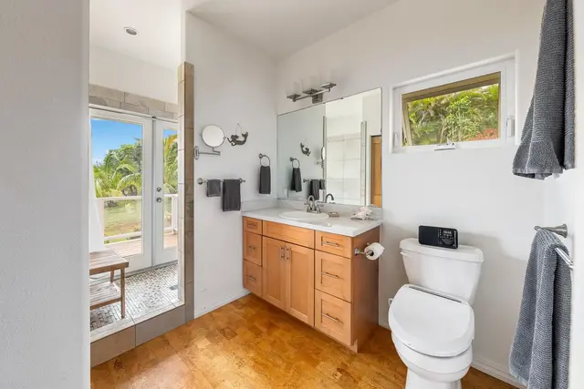 Listing Image for 445 Kaukini Loop 11 of 36