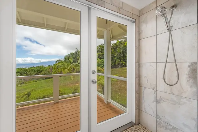 Listing Image for 445 Kaukini Loop 12 of 36