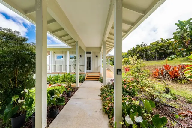 Listing Image for 445 Kaukini Loop 20 of 36
