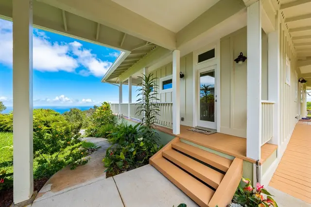 Listing Image for 445 Kaukini Loop 21 of 36