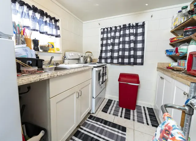 Listing Image for 371 Lono Ave 17 of 19