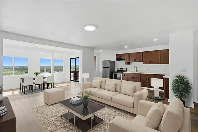 Listing Image for 572 Liholiho St 7 of 44