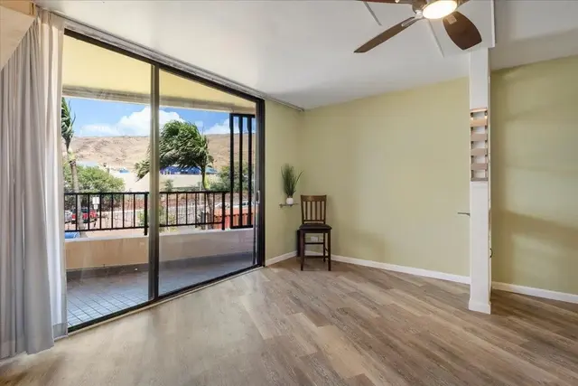 Listing Image for 20 Hauoli St 212 11 of 31