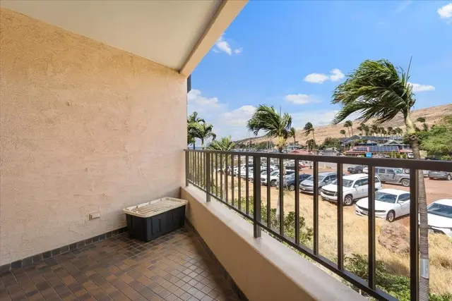 Listing Image for 20 Hauoli St 212 27 of 31