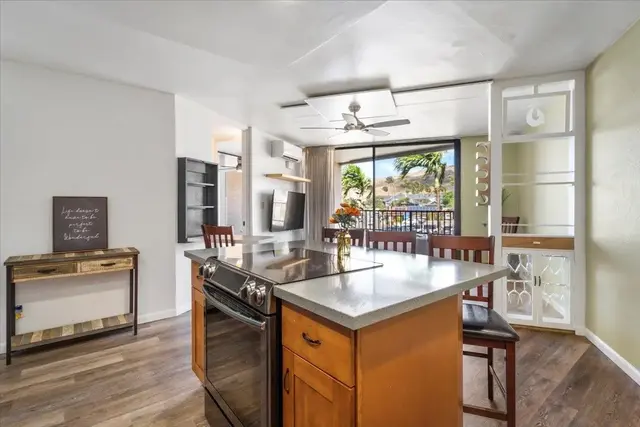 Listing Image for 20 Hauoli St 212 3 of 31