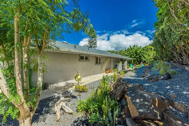 Listing Image for 289 Aukahi St 27 of 43