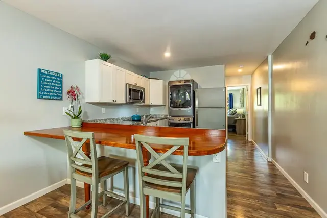 Listing Image for 289 Aukahi St 37 of 43