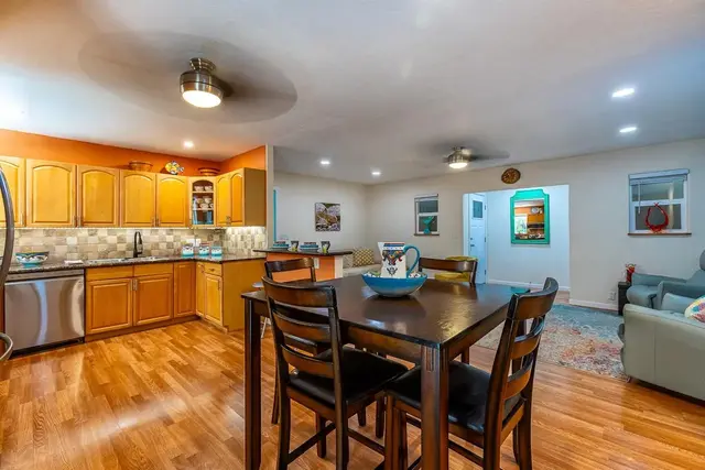 Listing Image for 289 Aukahi St 8 of 43
