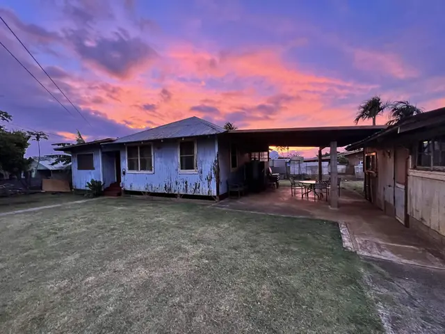 Listing Image for 953 Akaaka St 1 of 50