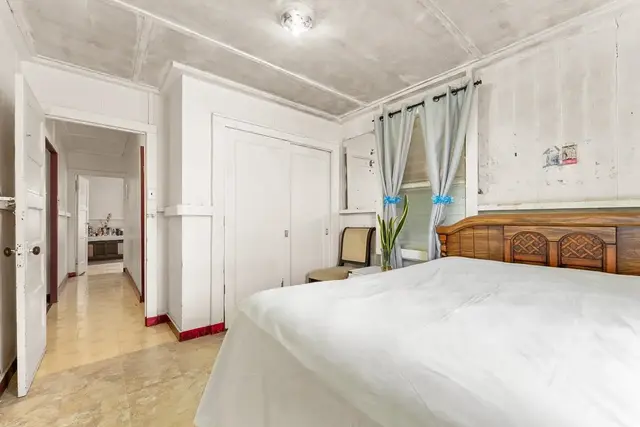 Listing Image for 953 Akaaka St 11 of 50