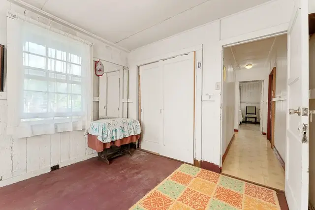 Listing Image for 953 Akaaka St 14 of 50
