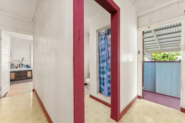 Listing Image for 953 Akaaka St 15 of 50