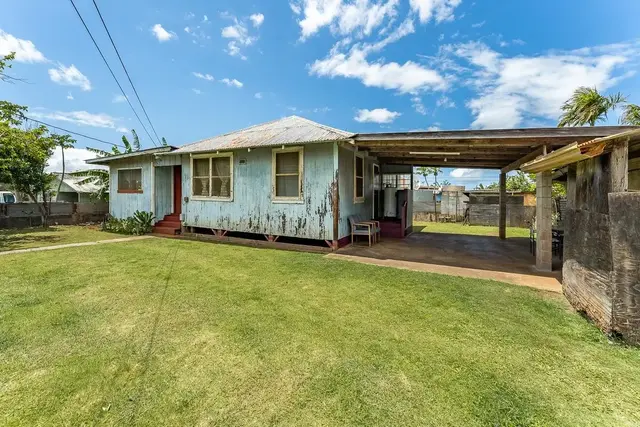 Listing Image for 953 Akaaka St 2 of 50