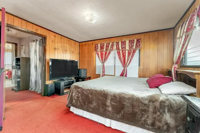 Listing Image for 953 Akaaka St 38 of 50