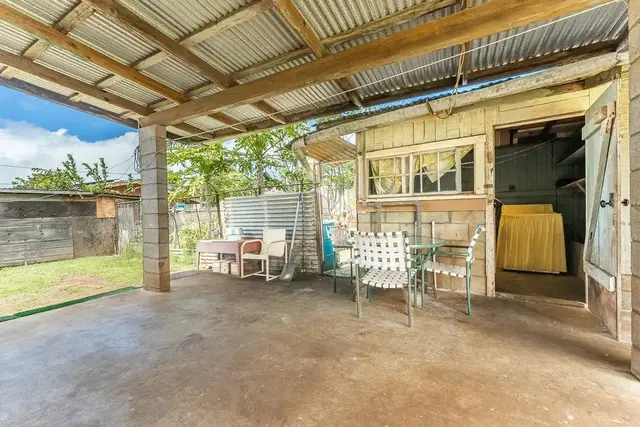Listing Image for 953 Akaaka St 44 of 50