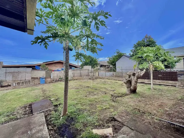 Listing Image for 953 Akaaka St 6 of 50