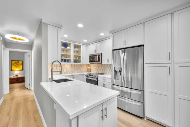 Listing Image for 140 Uwapo Rd 36-104 10 of 34