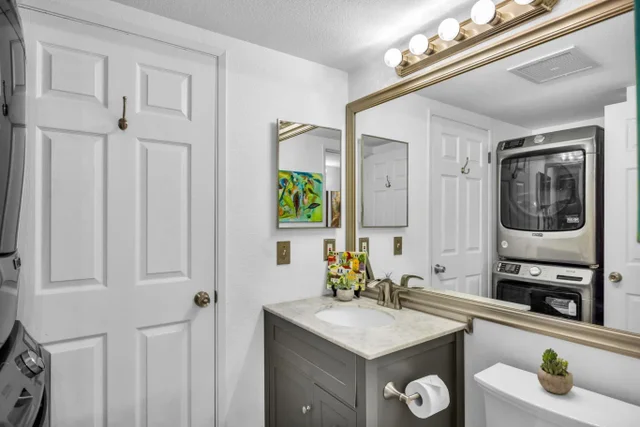 Listing Image for 140 Uwapo Rd 36-104 16 of 34