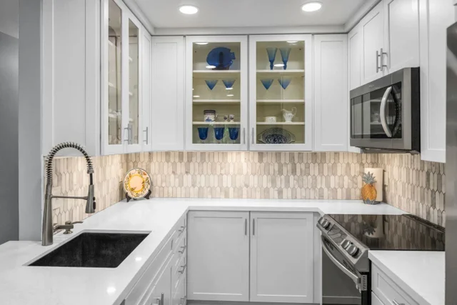 Listing Image for 140 Uwapo Rd 36-104 3 of 34