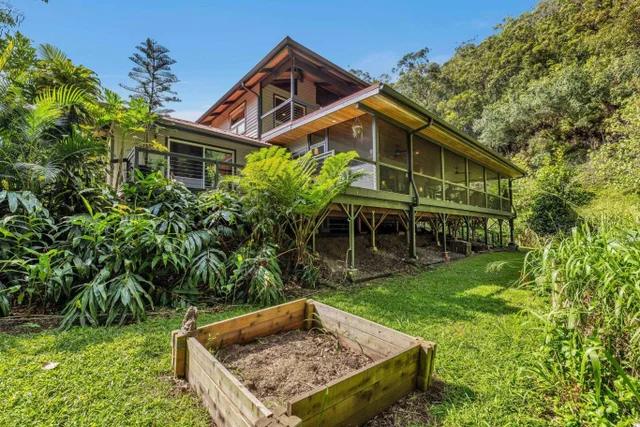 Listing Image for Pl 33 of 42