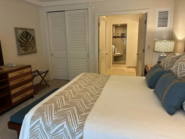 Listing Image for 2481 Kaanapali Pkwy 220 E 17 of 33