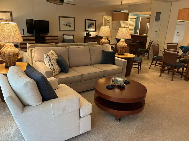 Listing Image for 2481 Kaanapali Pkwy 220 E 5 of 33