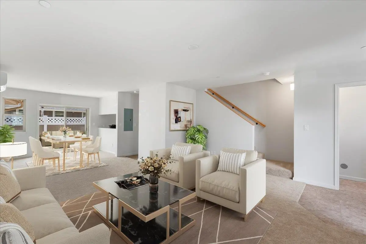 Photo of Listing #407612