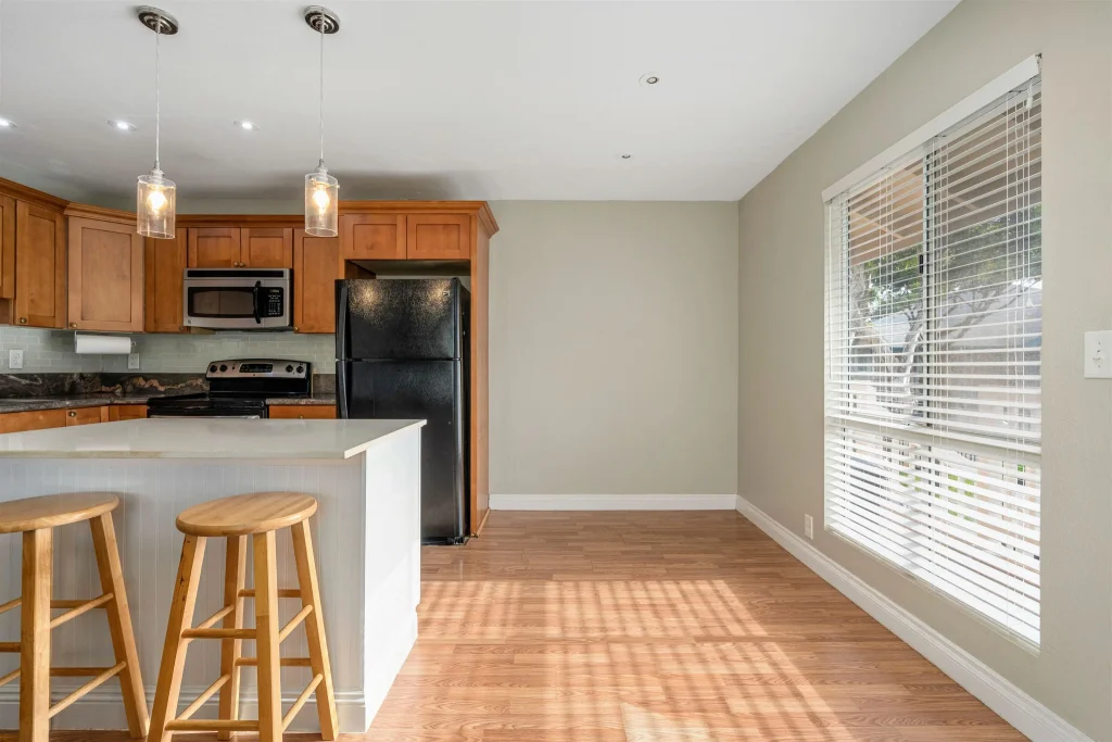 480 Kenolio Rd 11-206, Kihei