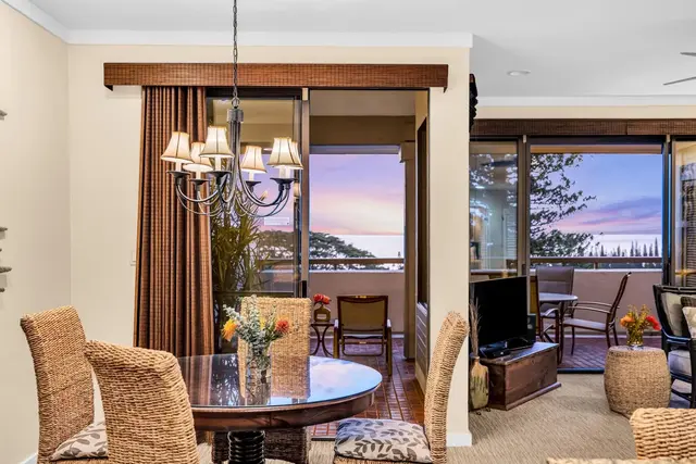 Listing Image for 500 Kapalua Dr 25v 3-4 15 of 36