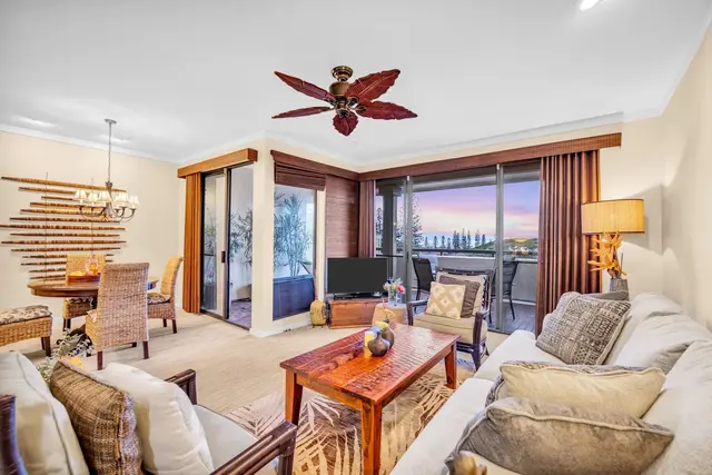 Listing Image for 500 Kapalua Dr 25v 3-4 8 of 36