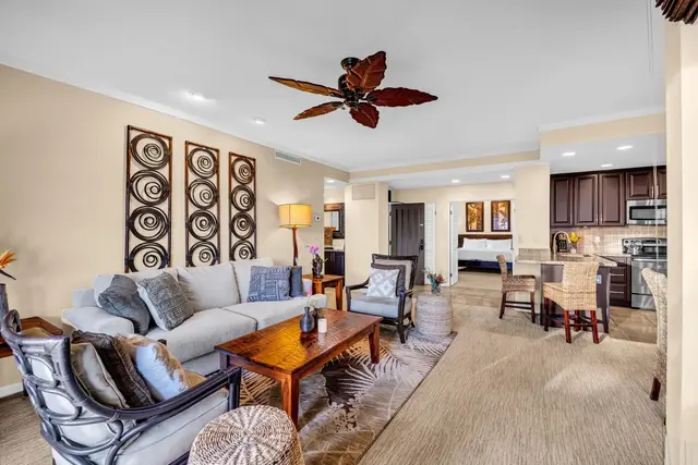 Listing Image for 500 Kapalua Dr 25v 3-4 9 of 36