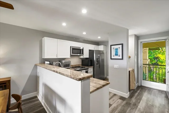 Listing Image for 3950 Kalai Waa St W201 24 of 50