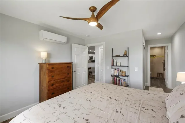 Listing Image for 3950 Kalai Waa St W201 33 of 50