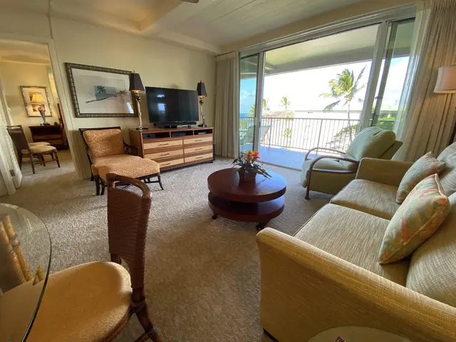 Listing Image for 2481 Kaanapali Pkwy 608 S 14 of 26