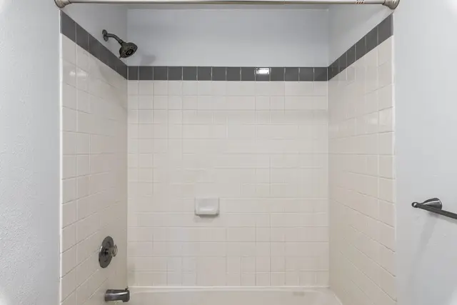 Listing Image for 70 Kapi Ln 14204 13 of 45