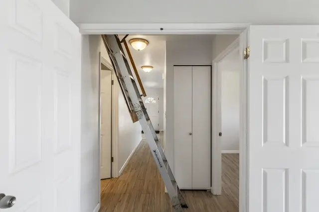 Listing Image for 70 Kapi Ln 14204 25 of 45