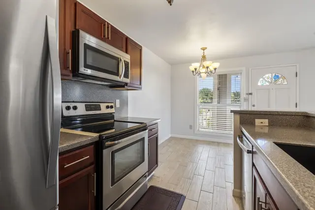 Listing Image for 70 Kapi Ln 14204 43 of 45