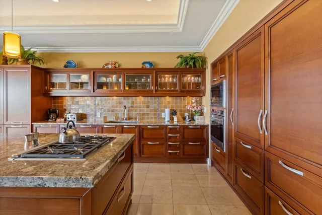 Listing Image for 99 Hoolei Cir E5 14 of 40