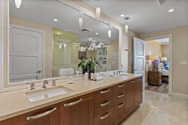 Listing Image for 99 Hoolei Cir E5 24 of 40