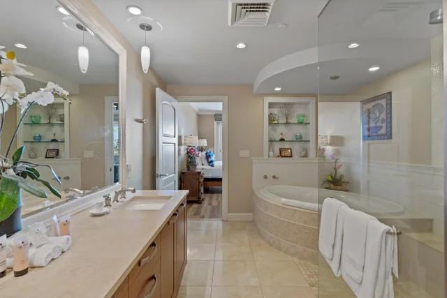 Listing Image for 99 Hoolei Cir E5 26 of 40