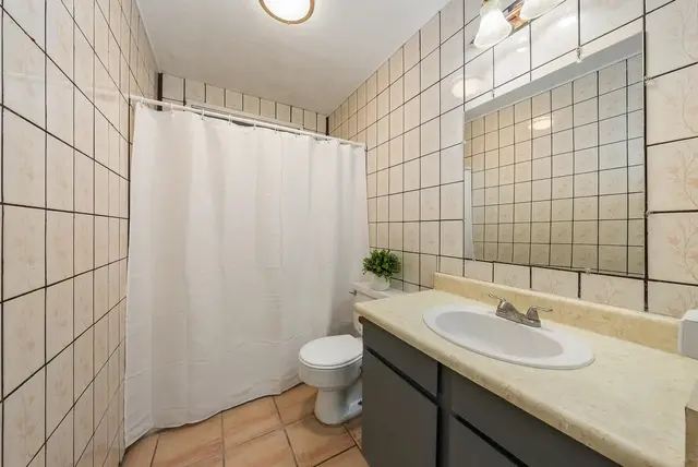 Listing Image for 93 Kealaloa Ave 12 of 27